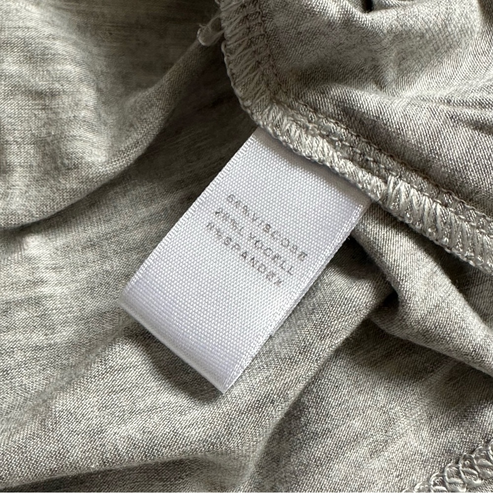 St John | Gray Ruffled Tee | Large - Picture 12 of 12